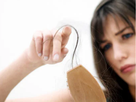 儷真護(hù)發(fā)知識(shí)：洗完頭又再出頭油？不得不改掉這些習(xí)慣