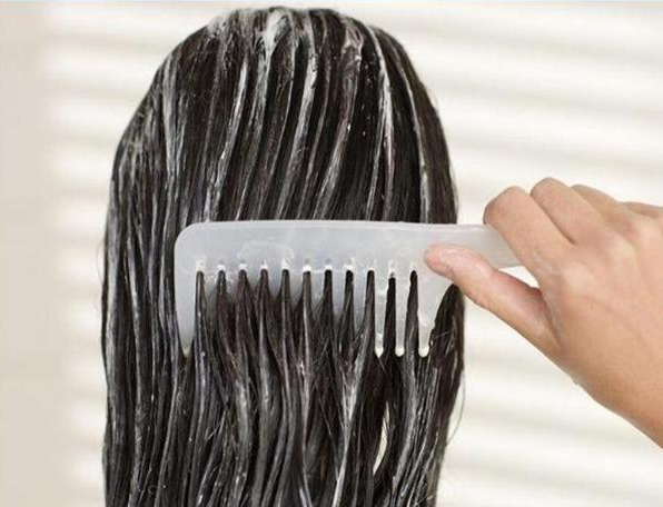 儷真護(hù)發(fā)知識：2分鐘掌握養(yǎng)發(fā)關(guān)鍵，跟異常掉發(fā)量說不